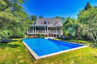 Shelter Island Beach Idyll with Guest House and Pool