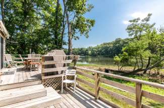 Shelter Island Heights Waterview Cottage
