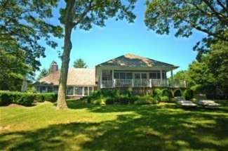 Stylish Shelter Island Waterfront with Dock and Pool //