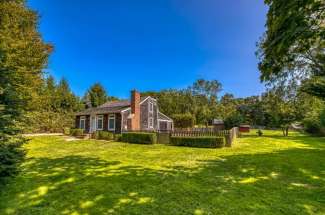 Shelter Island Restored 1770’s Farmhouse with Barn