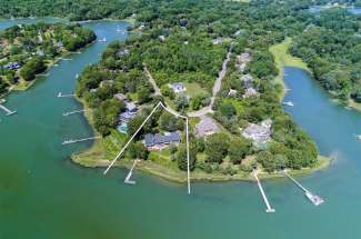 Shelter Island Spacious Harborfront with Dock