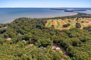 Shelter Island Spacious Contemporary near Beach
