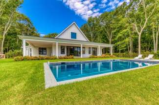 Shelter Island New Modern with Pool Bordering Golf