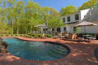 Fabulous Beach House with Pool