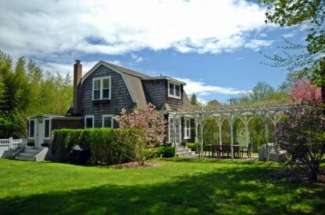 Restored 1905 Fisherman’s Cottage on Shelter Island